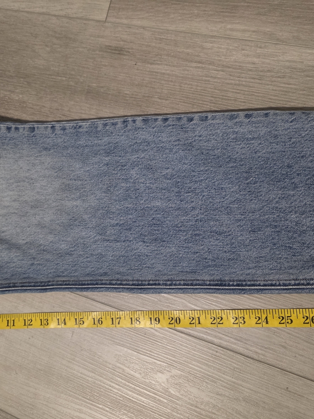 Denim Forum The Patti Mid Rise Straight Jeans 31 Light Wash Distressed Hem - Picture 6 of 10